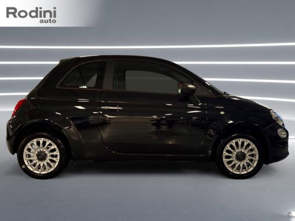 Fiat 500 1.0 Hybrid Club (3)