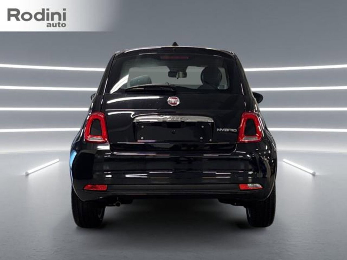 Fiat 500 1.0 Hybrid Club (5)