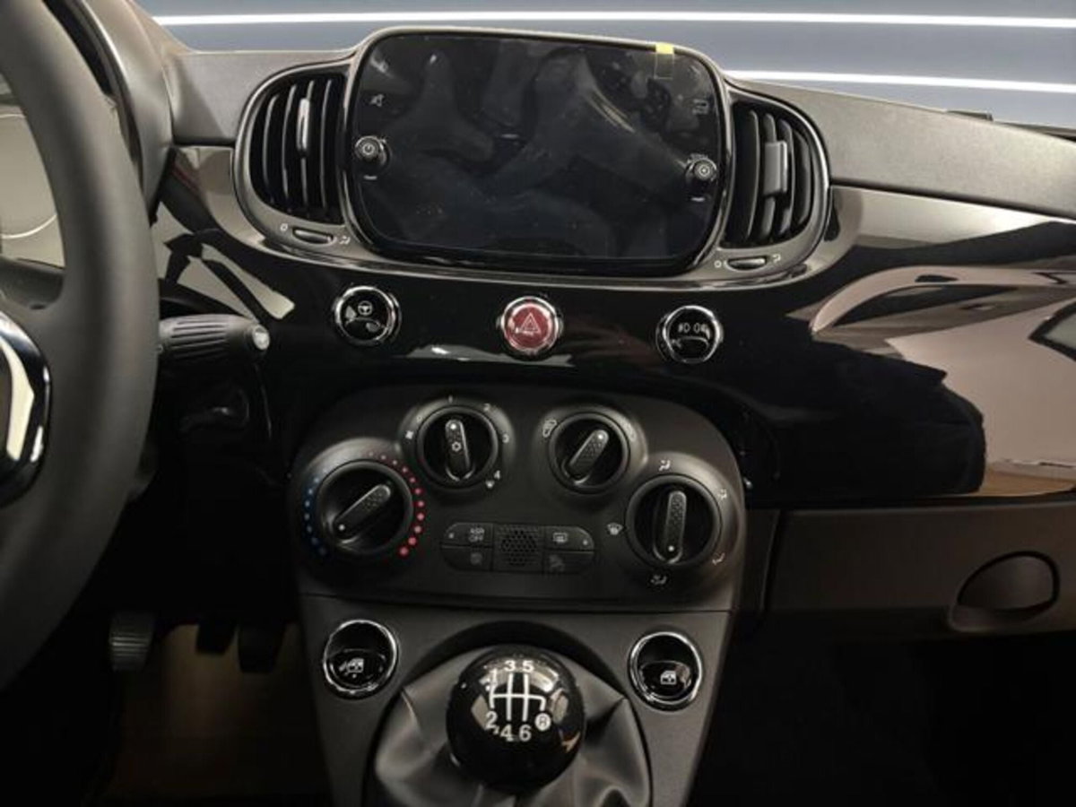 Fiat 500 1.0 Hybrid Club (8)