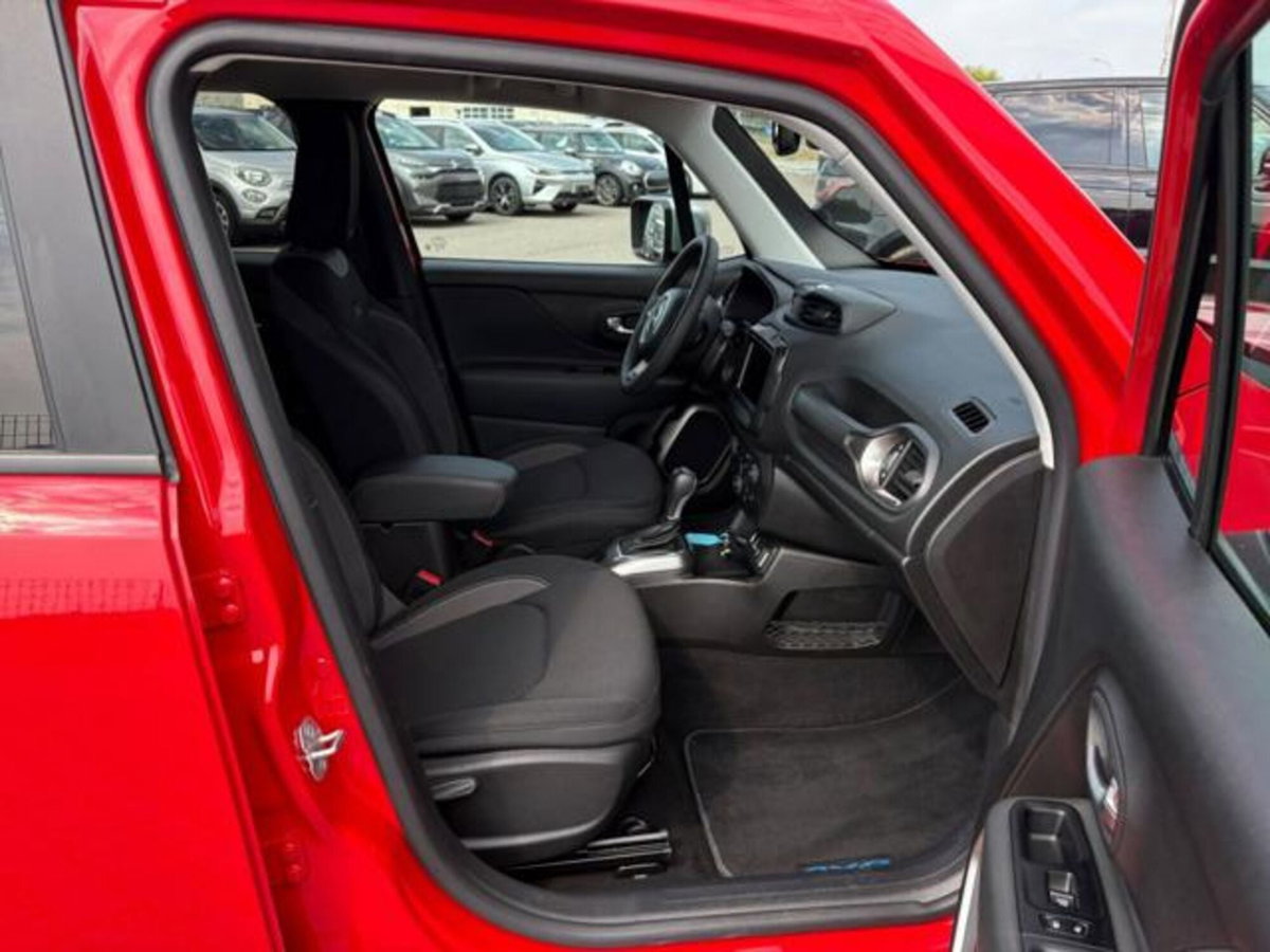 Jeep Renegade 1.5 Turbo T4 MHEV Limited (10)