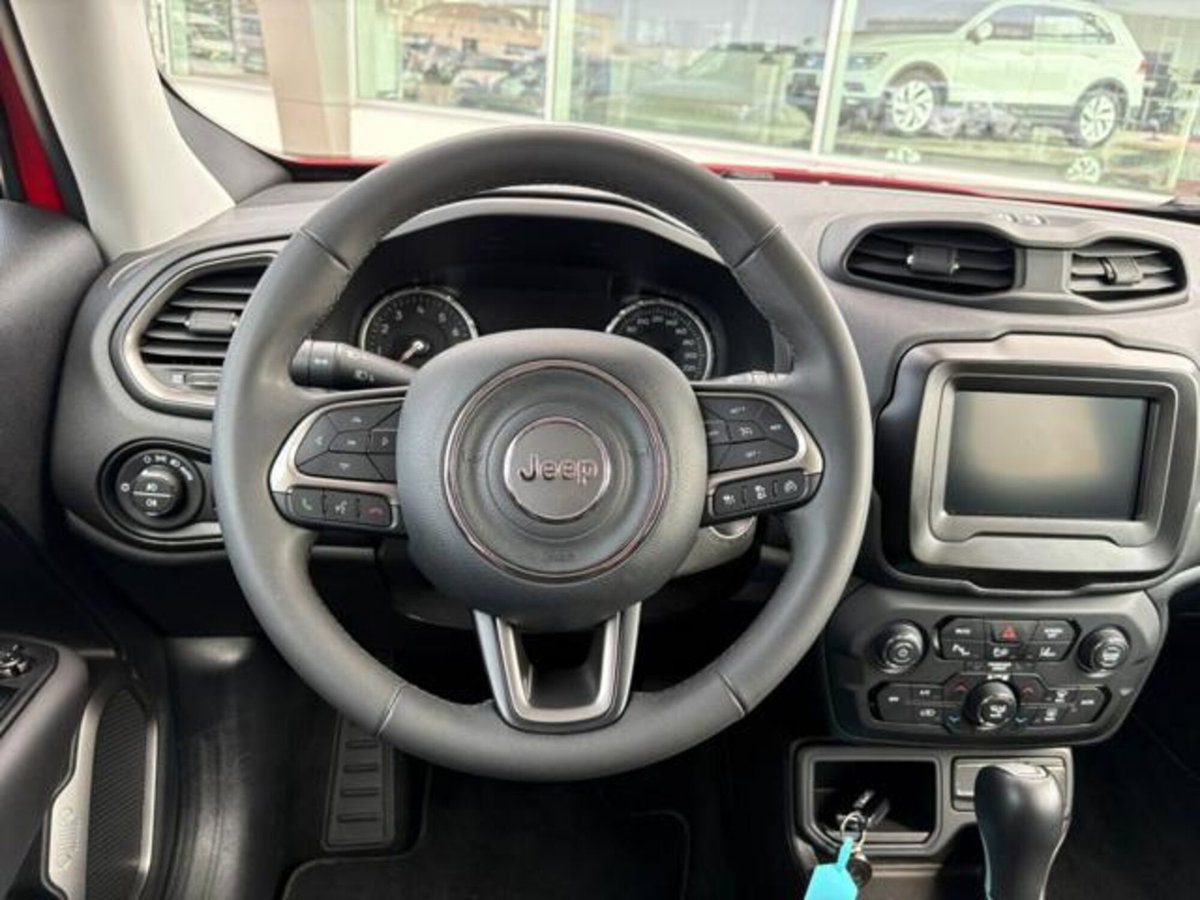 Jeep Renegade 1.5 Turbo T4 MHEV Limited (12)