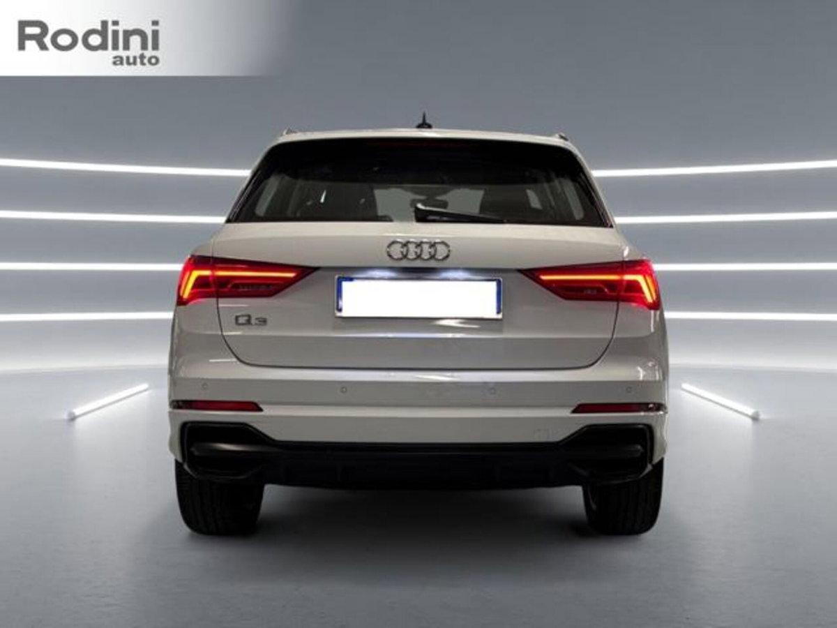 Audi Q3 35 TDI S line edition (5)