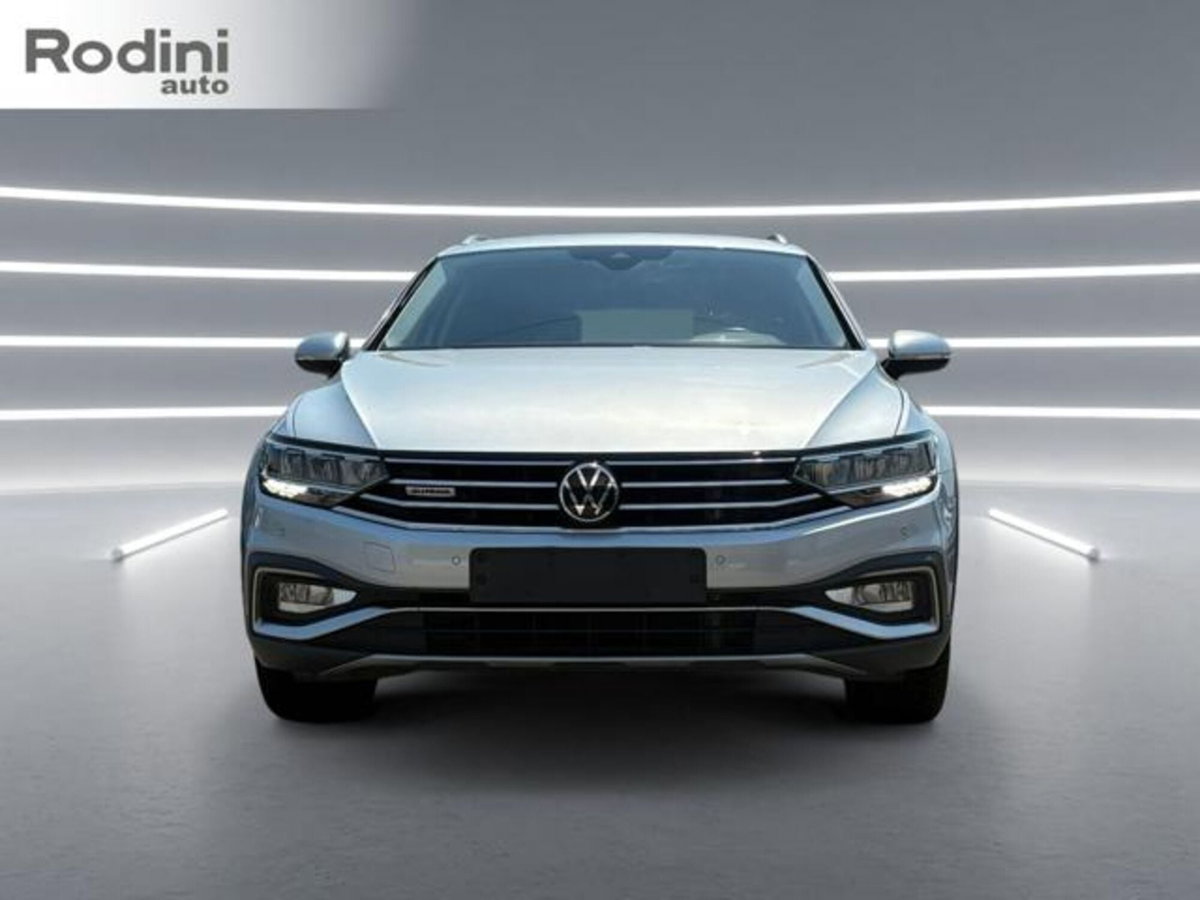 Volkswagen Passat Variant Alltrack 2.0 TDI 200 CV 4MOTION DSG (2)