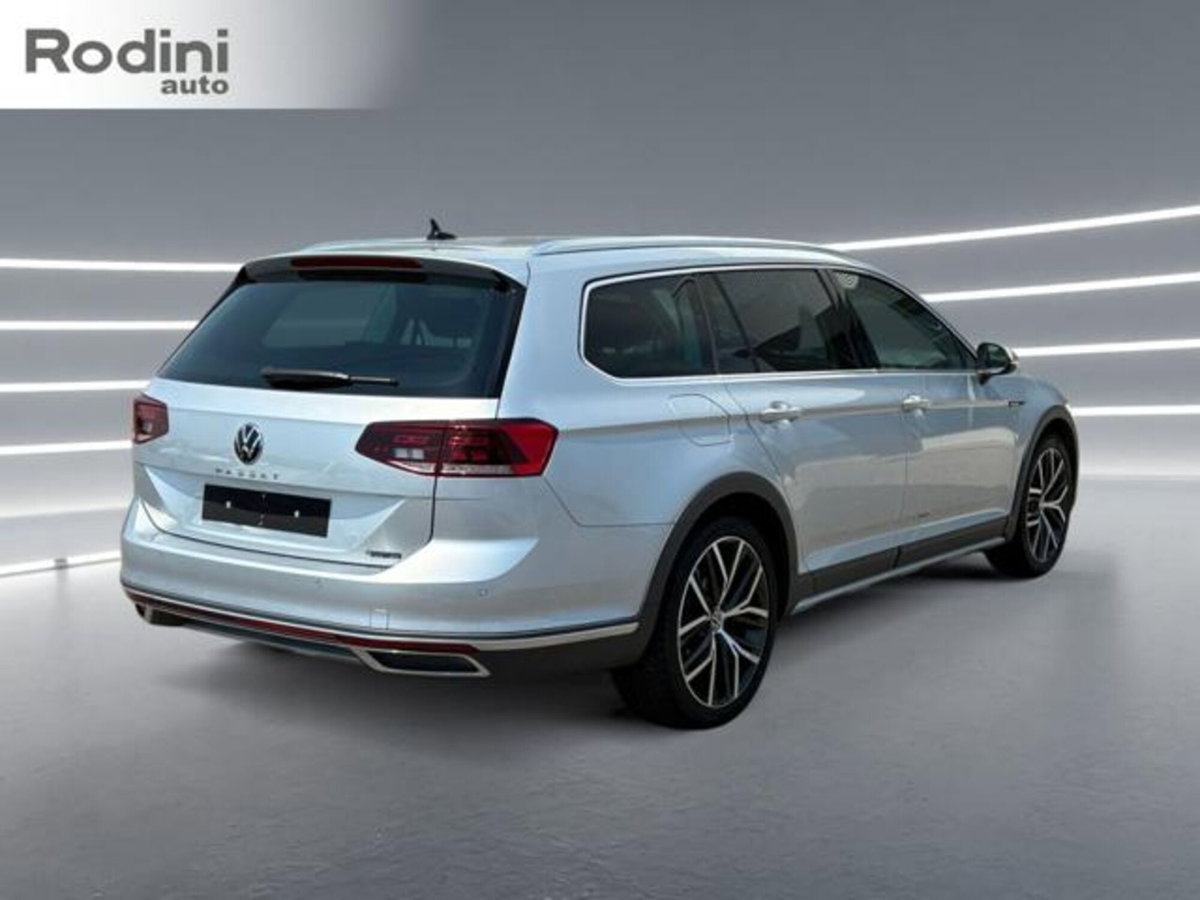 Volkswagen Passat Variant Alltrack 2.0 TDI 200 CV 4MOTION DSG (4)
