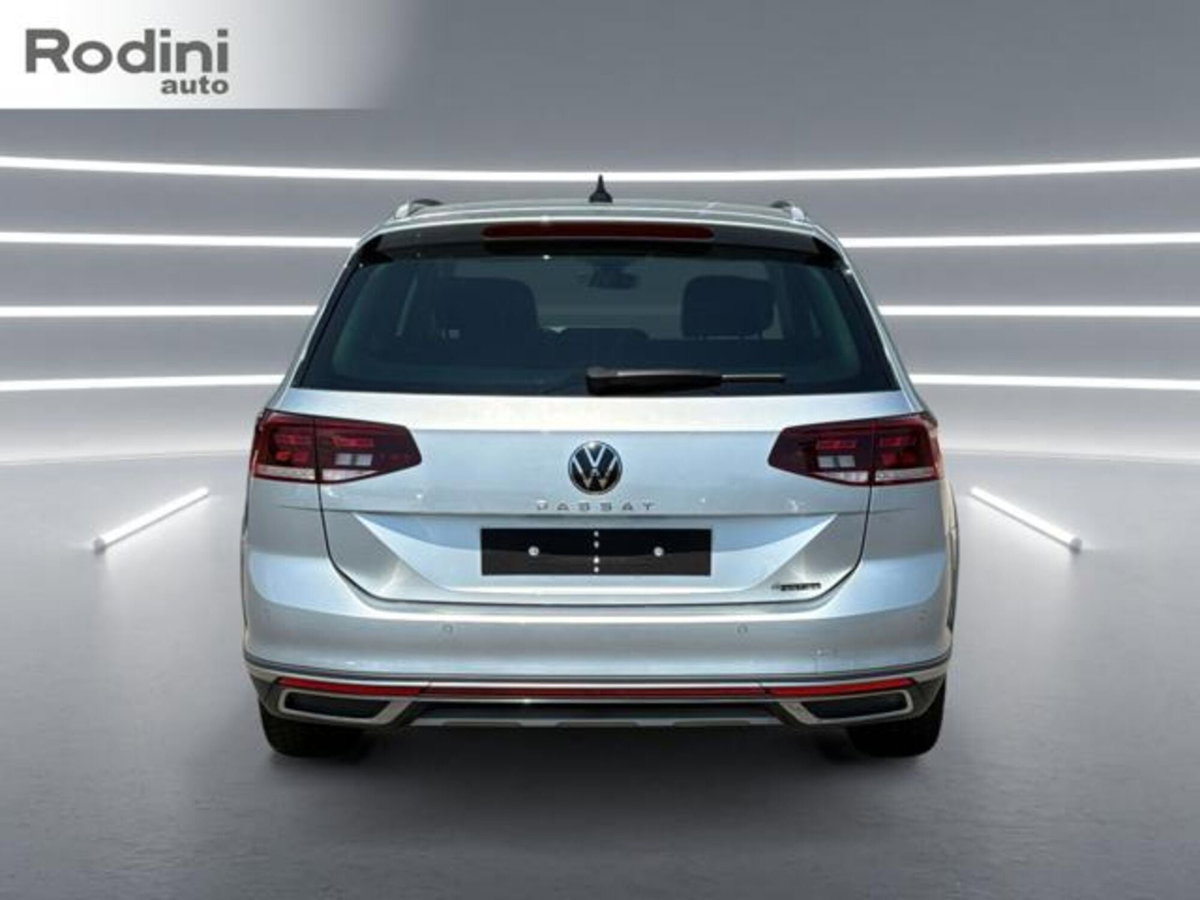 Volkswagen Passat Variant Alltrack 2.0 TDI 200 CV 4MOTION DSG (5)