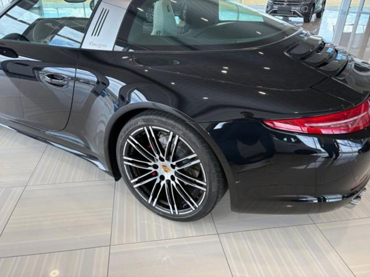 Porsche 911 Cabrio 3.8 Targa 4S (6)