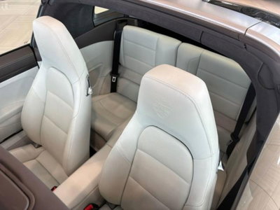 Porsche 911 Cabrio 3.8 Targa 4S (9)