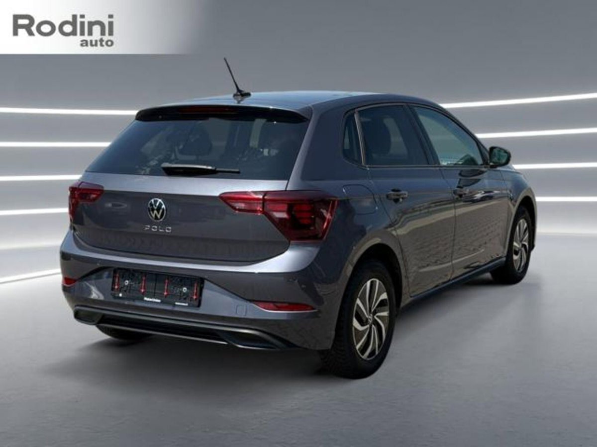 Volkswagen Polo 1.0 tsi Life 95cv dsg (4)