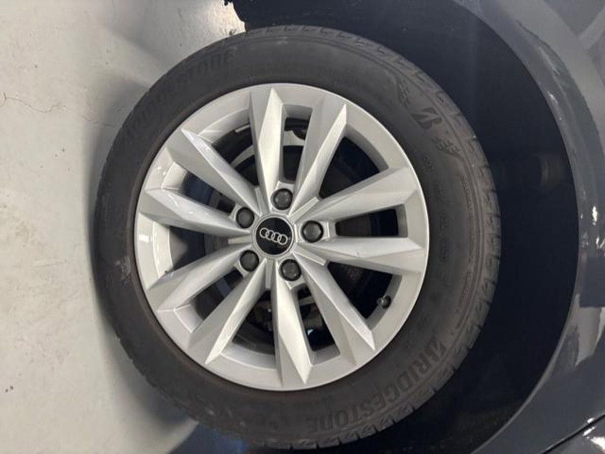 Audi A3 Sportback 35 TFSI S tronic Business (10)