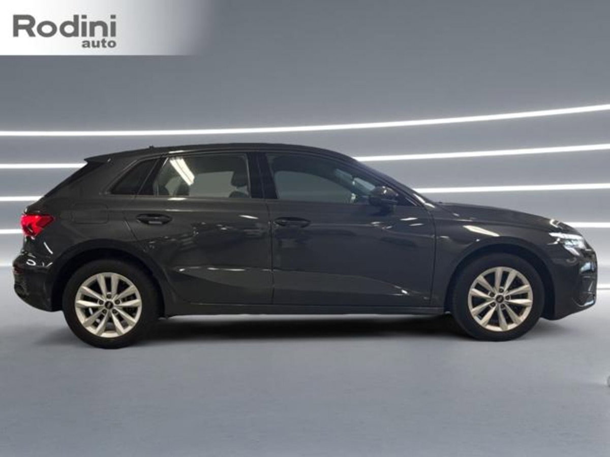 Audi A3 Sportback 35 TFSI S tronic Business (3)