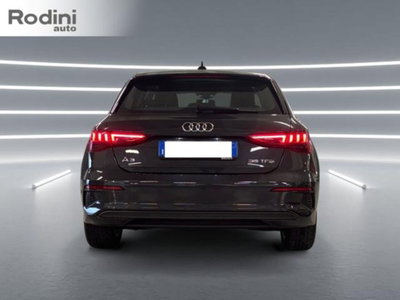 Audi A3 Sportback 35 TFSI S tronic Business (5)