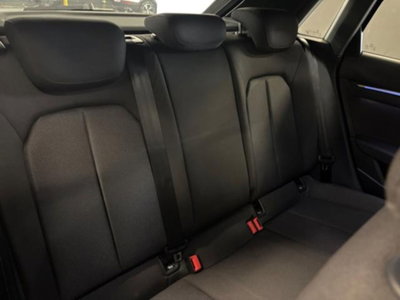 Audi A3 Sportback 35 TFSI S tronic Business (9)