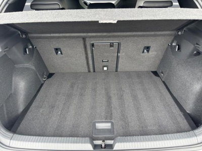 Volkswagen Golf 2.0 TDI 150 CV DSG SCR R-Line (10)