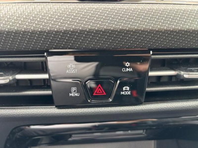 Volkswagen Golf 2.0 TDI 150 CV DSG SCR R-Line (18)