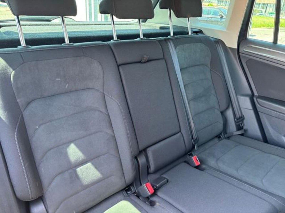 Volkswagen Tiguan Allspace 2.0 TDI SCR DSG 4MOTION Advanced BMT (11)