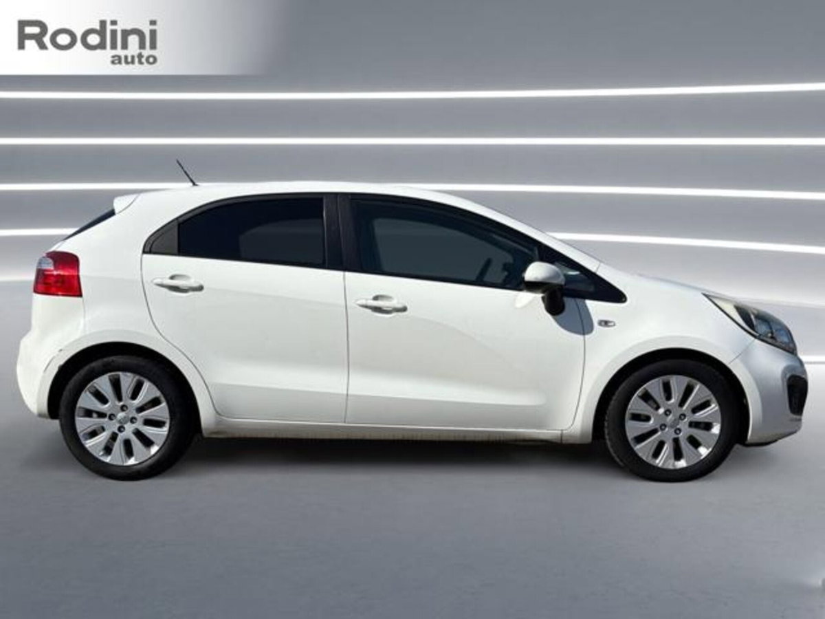Kia Rio 1.1 CRDi WGT 5p. EX PLUS (3)