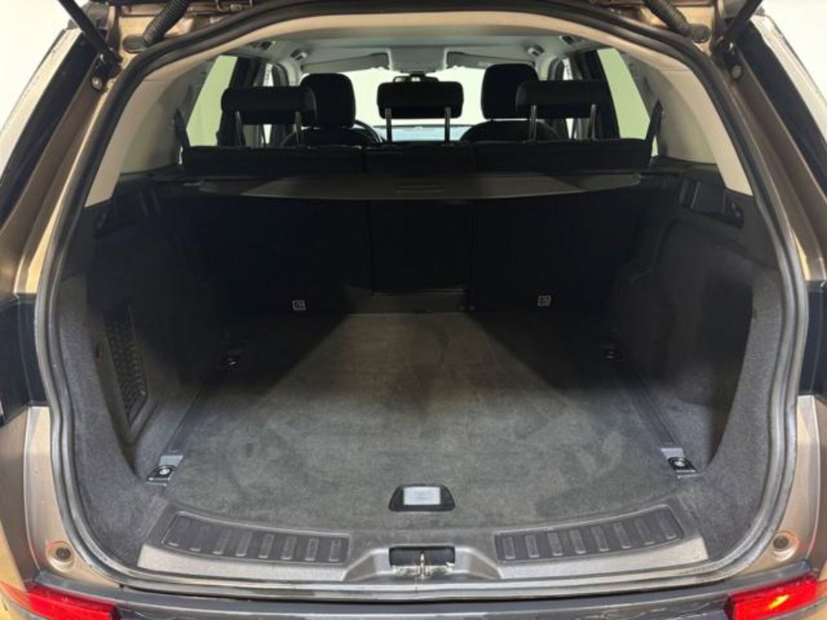 Land Rover Discovery Sport 2.0 TD4 150 CV Pure (15)