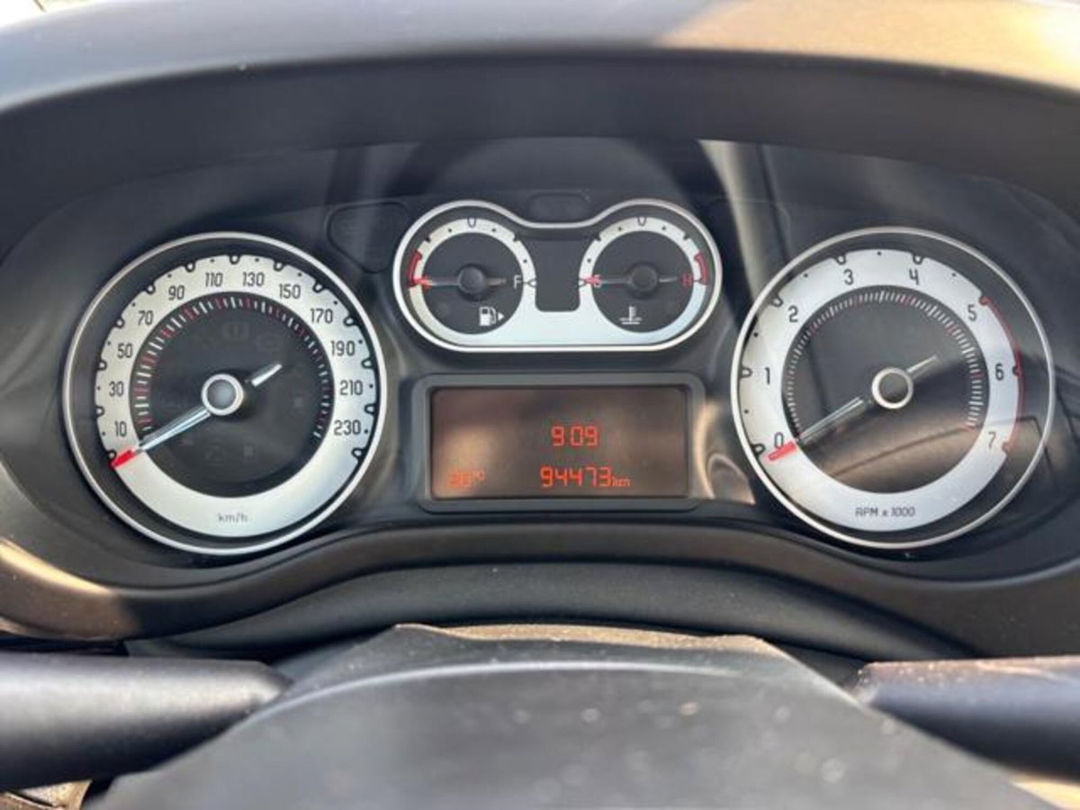 Fiat 500L 1.6 Multijet 105 CV Trekking (15)