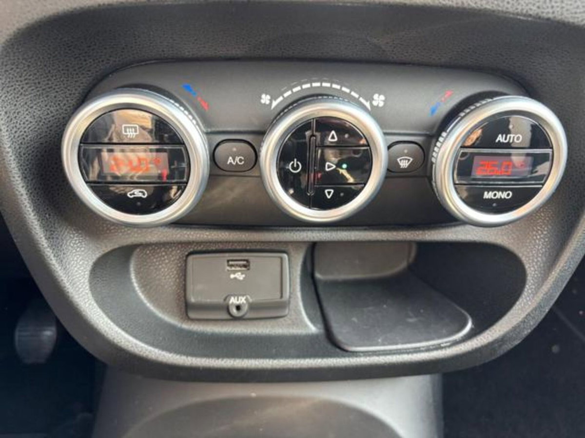 Fiat 500L 1.6 Multijet 105 CV Trekking (17)
