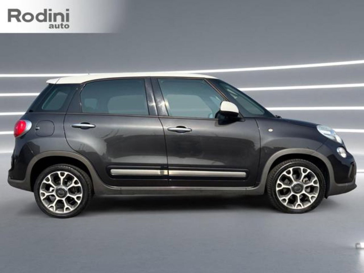 Fiat 500L 1.6 Multijet 105 CV Trekking (3)