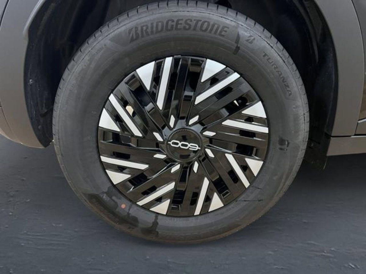 Fiat 600 1.2 hybrid 145cv auto (10)