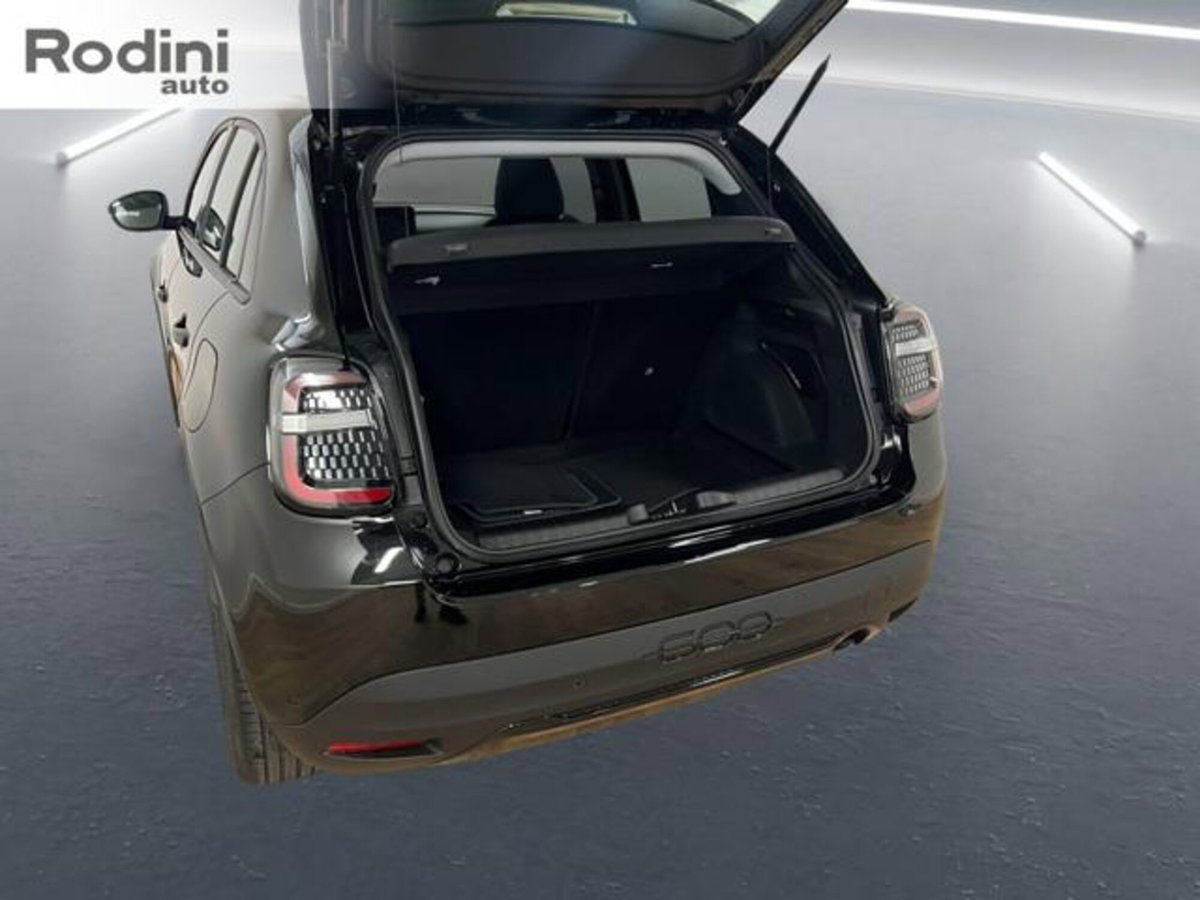 Fiat 600 1.2 hybrid 145cv auto (11)