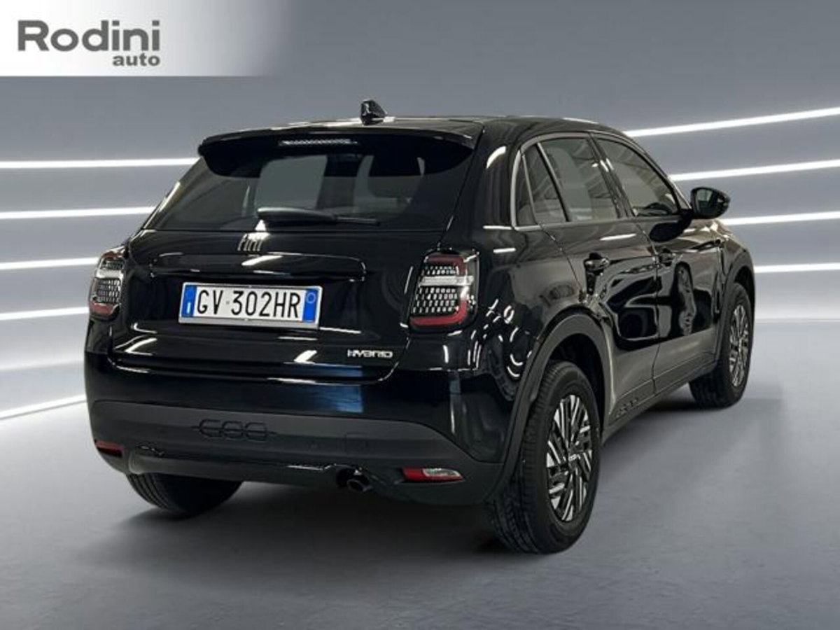 Fiat 600 1.2 hybrid 145cv auto (4)
