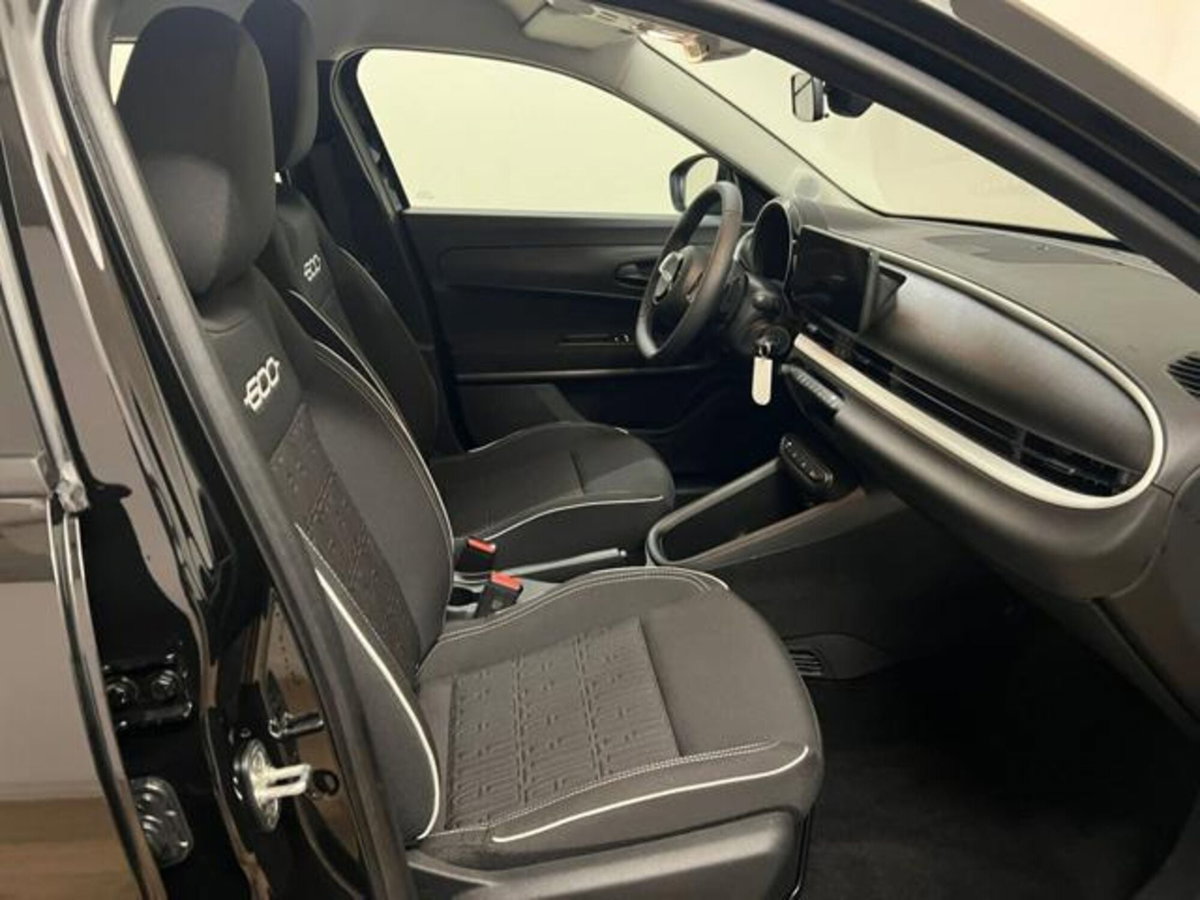 Fiat 600 1.2 hybrid 145cv auto (8)