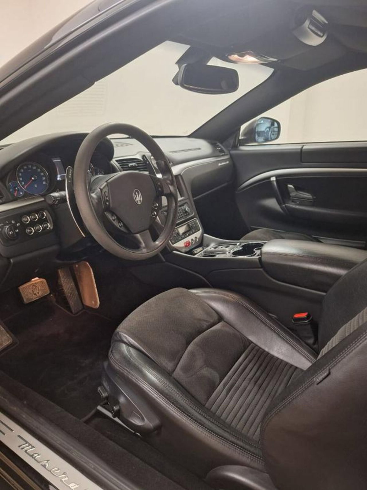Maserati Granturismo GranTurismo 4.7 V8 MC Stradale (10)