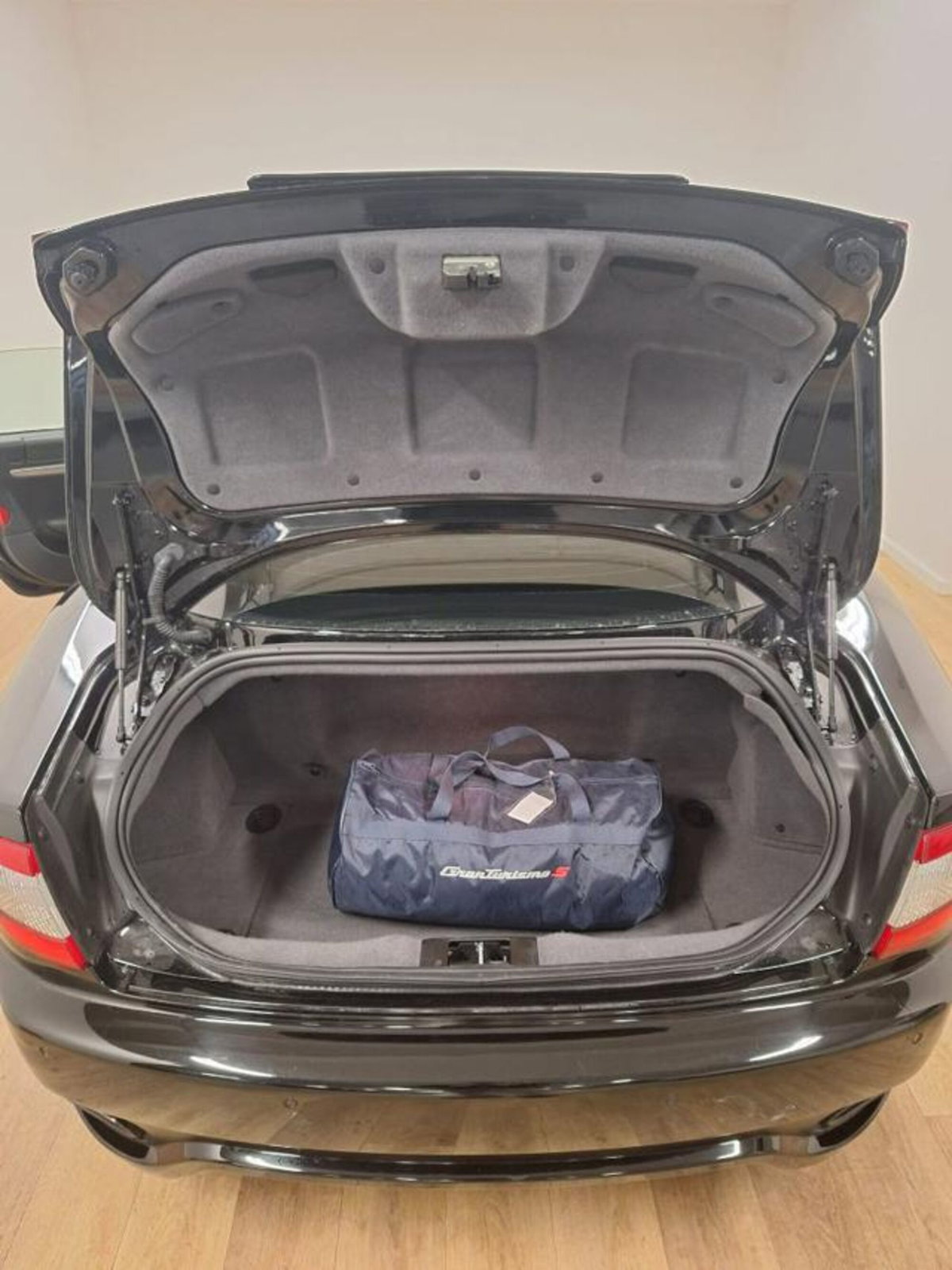 Maserati Granturismo GranTurismo 4.7 V8 MC Stradale (17)