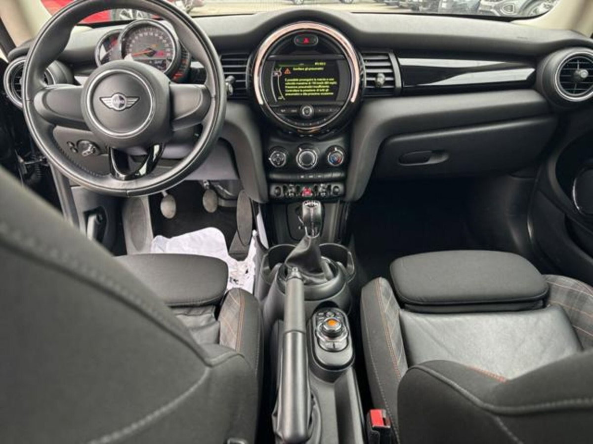 MINI Mini 1.5 Cooper D (8)