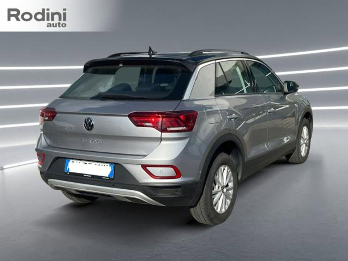 Volkswagen T-Roc 2.0 tdi Life 150cv dsg (4)