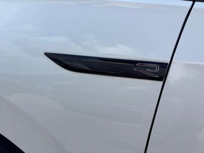 Volkswagen Golf 2.0 TDI 150 CV DSG SCR R-Line (14)