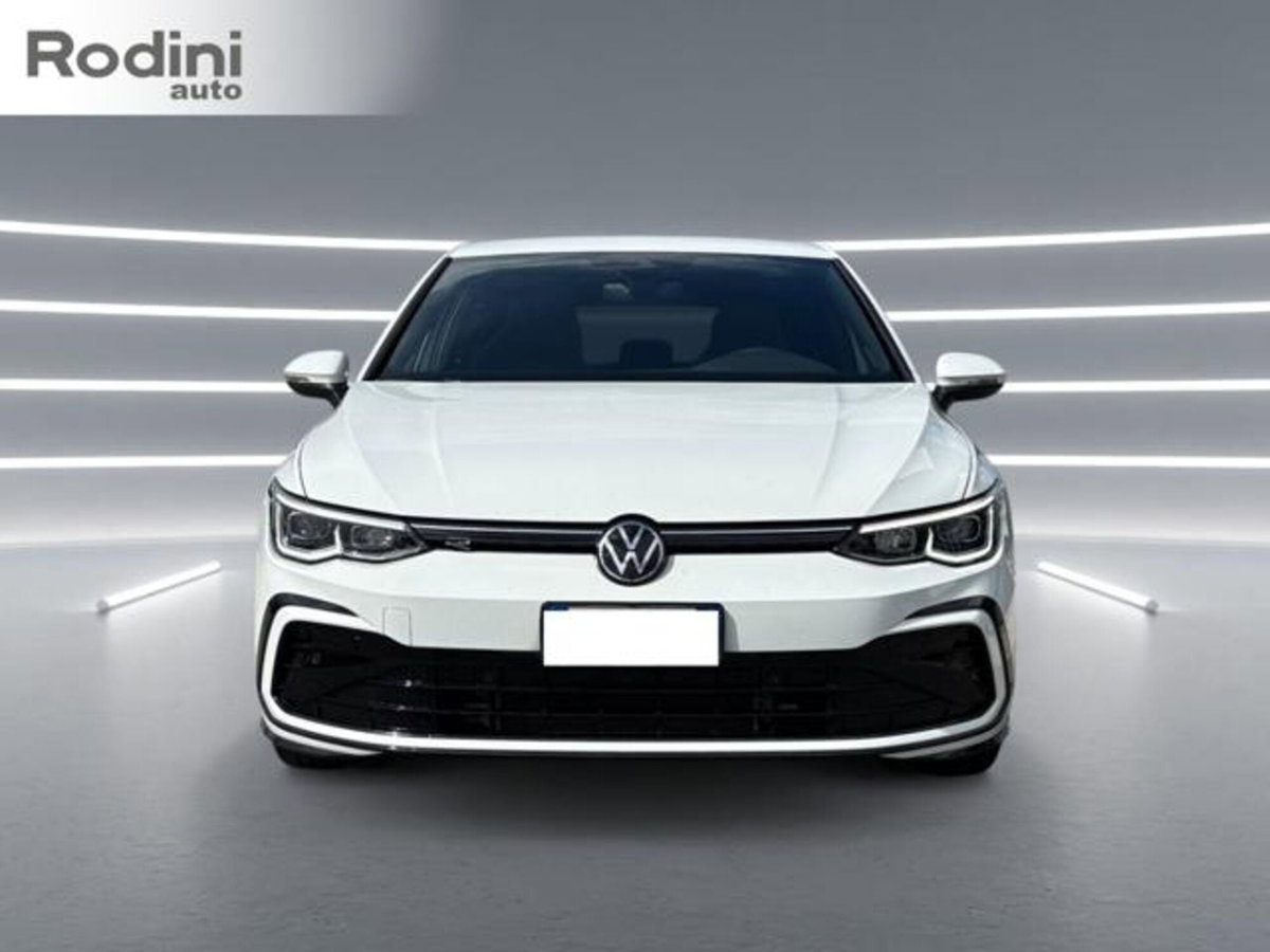 Volkswagen Golf 2.0 TDI 150 CV DSG SCR R-Line (2)