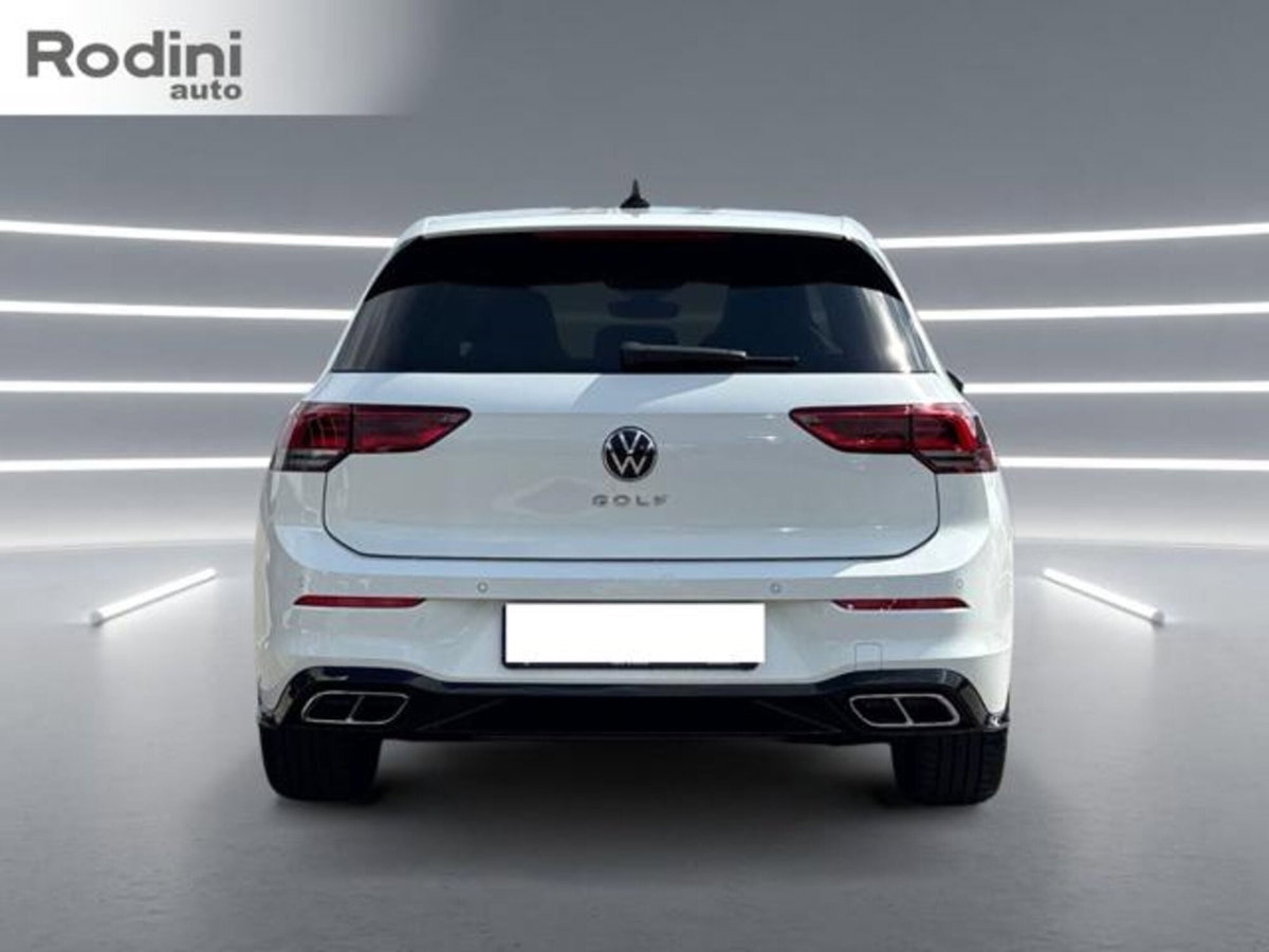Volkswagen Golf 2.0 TDI 150 CV DSG SCR R-Line (5)