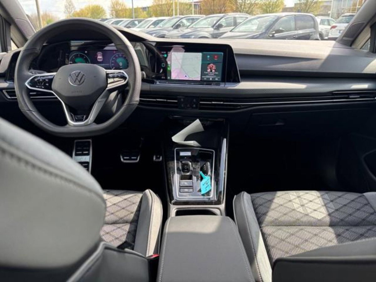 Volkswagen Golf 2.0 TDI 150 CV DSG SCR R-Line (6)
