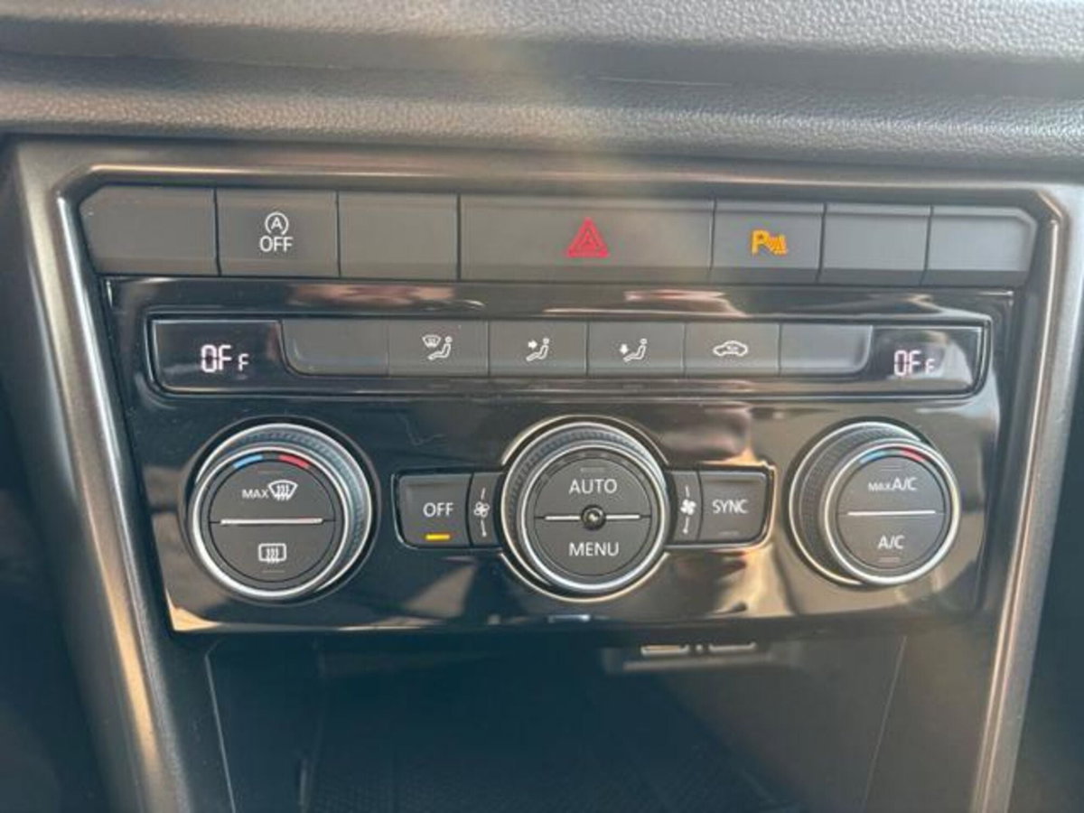 Volkswagen T-Roc 1.5 TSI ACT DSG Style BlueMotion Technology (15)
