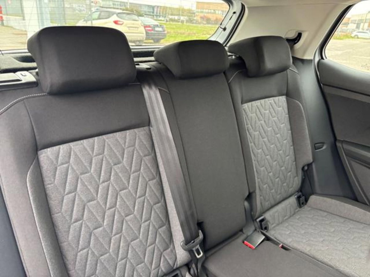 Volkswagen T-Cross 1.0 tsi Life 95cv (9)