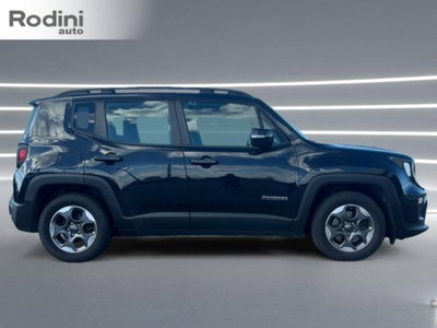 Jeep Renegade 1.3 T4 DDCT Longitude (3)
