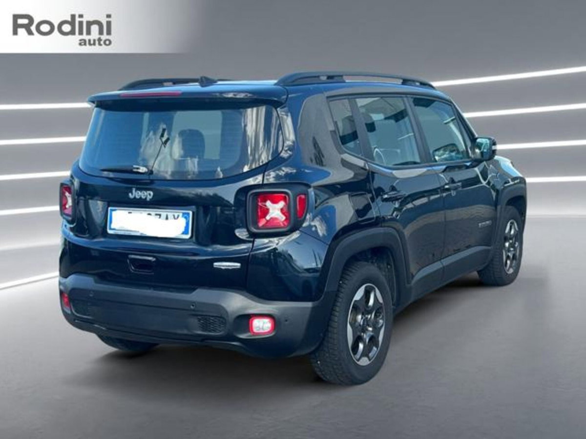 Jeep Renegade 1.3 T4 DDCT Longitude (4)