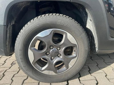 Jeep Renegade 1.3 T4 DDCT Longitude (9)