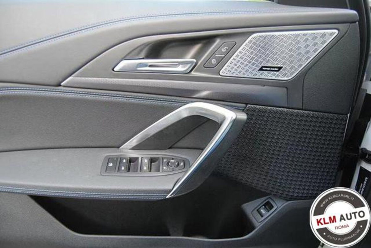 BMW X1 sDrive 20i Msport (9)