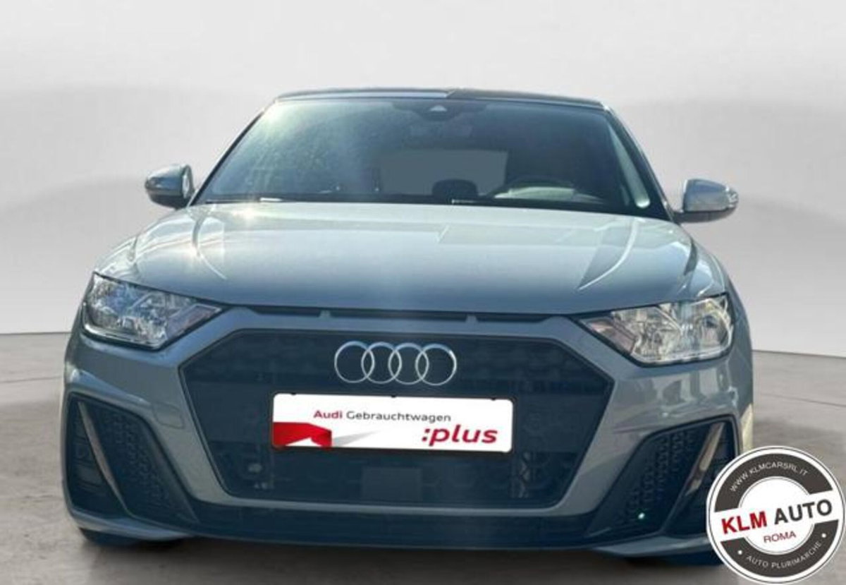 Audi A1 Sportback 30 TFSI S line edition (2)