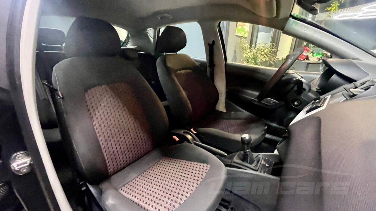SEAT Ibiza 1.2 5p. Style (13)