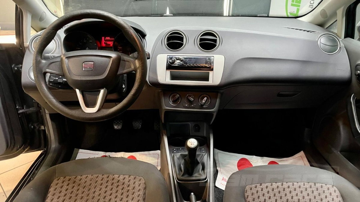 SEAT Ibiza 1.2 5p. Style (9)