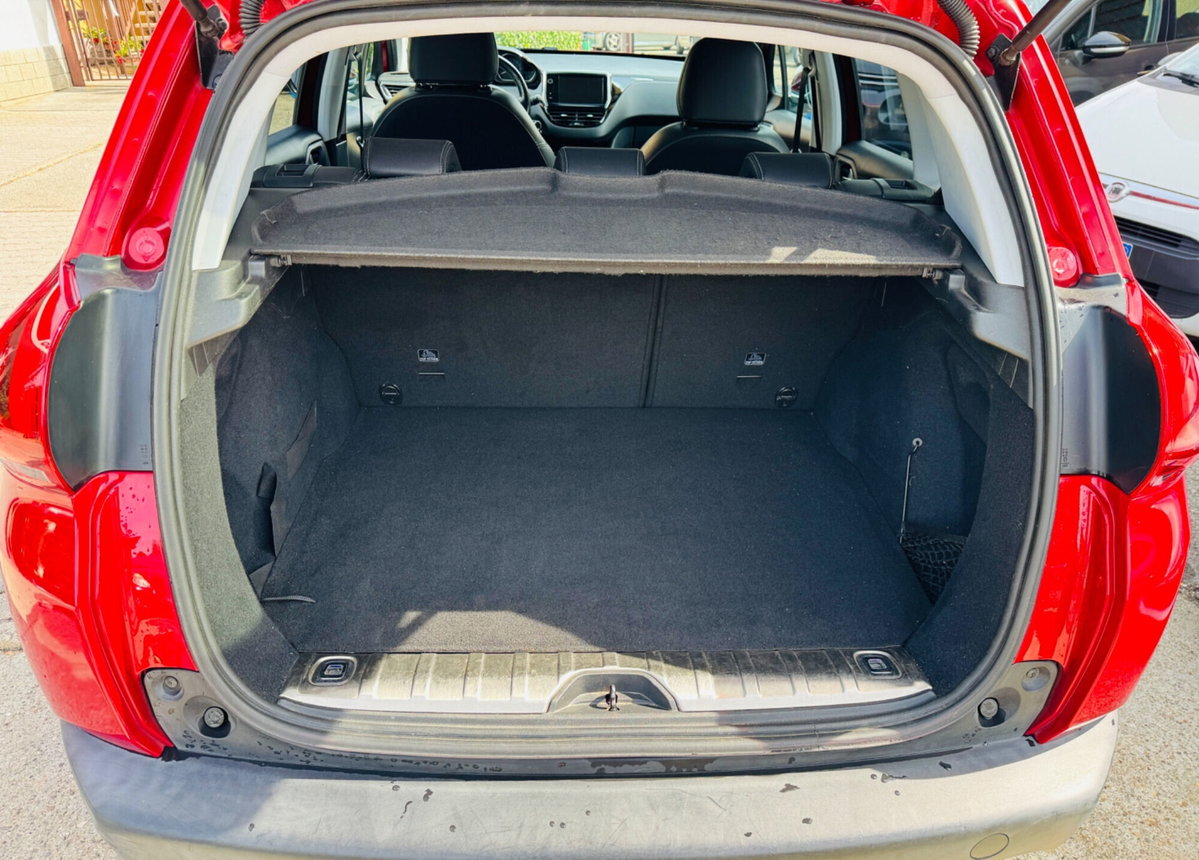 Peugeot 2008 Turbo 110 EAT6 S&S GT Line (19)