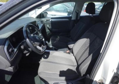 Volkswagen T-Roc 1.5 tsi Life dsg (3)
