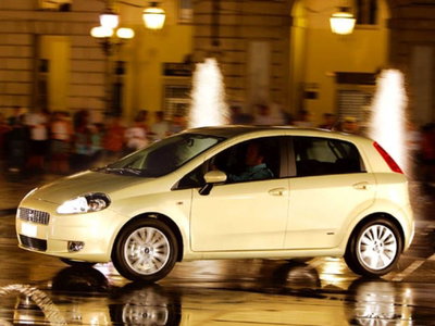 Fiat Grande Punto 1.4 Starjet 16V 5 porte Emotion usata