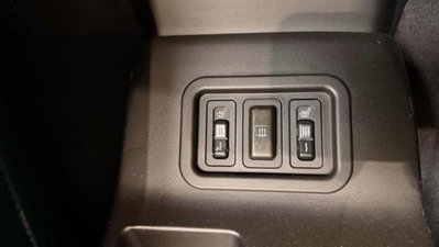 BMW Z3 Cabrio 2.8 24V cat Roadster (13)