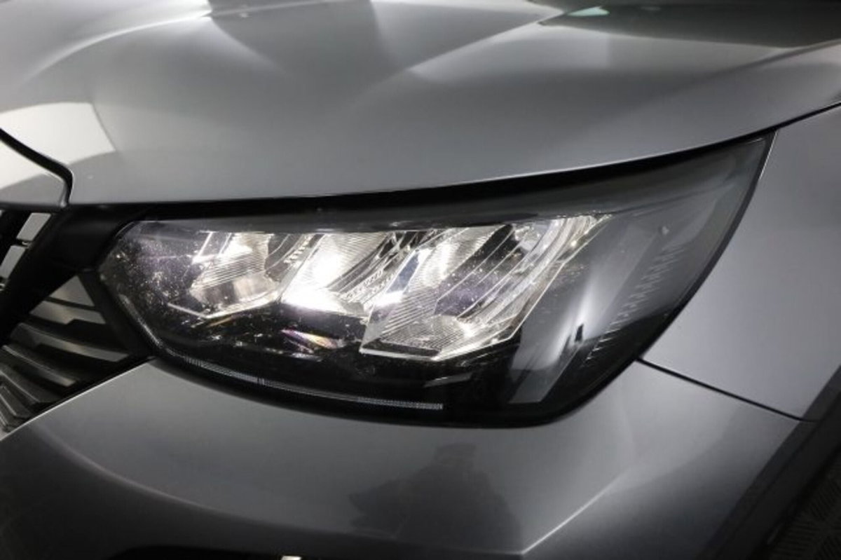 Peugeot 2008 PureTech 100 S&S Allure (8)